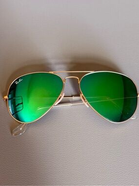 Ray-Ban RB3025 Aviator Sunglasses Matte Gold / Green Flash Mirror